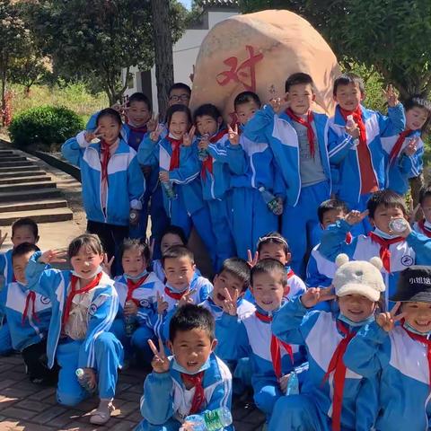 银宝湖乡中心学校（本部）——“学习雷锋好榜样，传递环保正能量”活动纪实