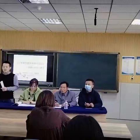 忆往昔致敬芳华     话今朝共叙发展