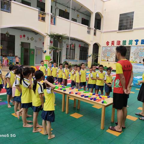 博学幼儿园《清凉一夏，欢乐打水仗》活动