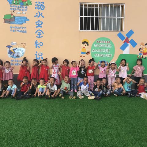 2021年秋季学期遮放镇弄坎恩慧幼儿园中一班————成长一大步