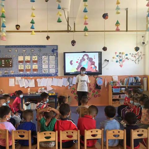 芒市遮放镇弄坎恩慧幼儿园———《情暖母亲节，让爱定格》母亲节主题活动