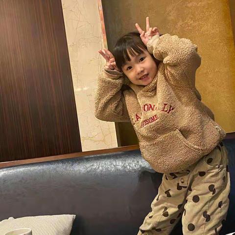 沅陵城南神墨口才专访—李昕蕊小学员