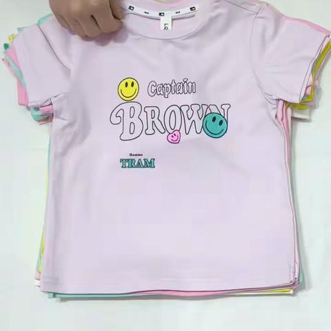 《绿铅笔》品牌特价！仅有30000件回馈大家！汇丰大布行面料冰瓷棉，有上原身领后带包边条。品质毋庸置疑放心入手！