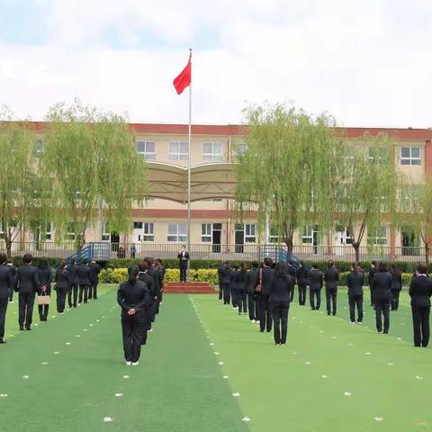 实地演练  优化完善  |  实验小学开学前疫情防控演练