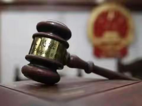一小区“带头大哥”蛊惑业主不交物业费，结果彻底“崩溃”了……