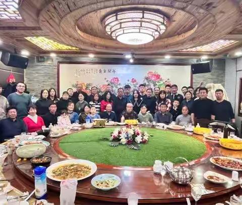 一顿团圆饭 一份归家情