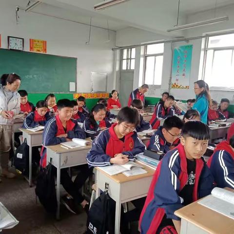 督学指导，砥砺前行——县教科局督学走进县城中学和六合学校