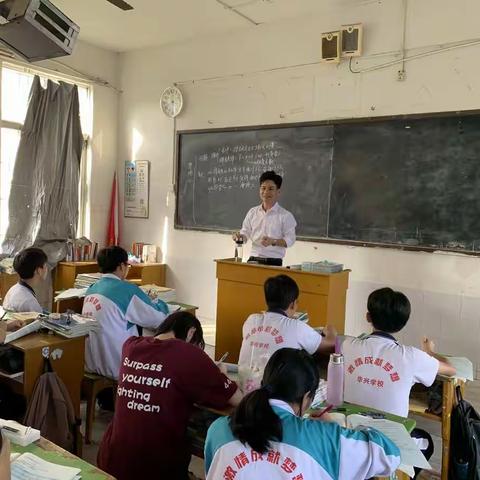 （陈章亮）“学案导学”高中物理组展示课掠影