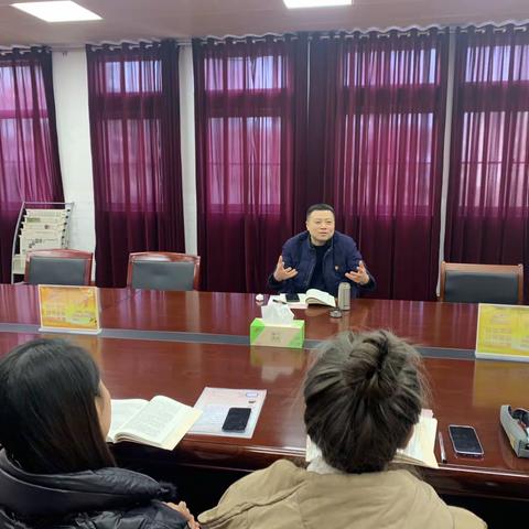 书香燃星火 一起向未来—— 记南通市首批“四有好老师”建设团队（如师附小李继东团队）第二次读书交流