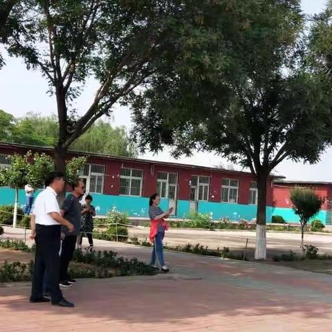 走向操场，走进大自然，走到阳光下 东周庄完小课间操展示