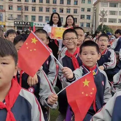 富源县第二小学三（13）班“多彩六一   梦幻童年”文艺汇演