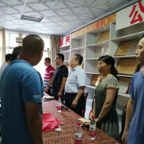 昆吾“双报到双服务”建设幸福社区