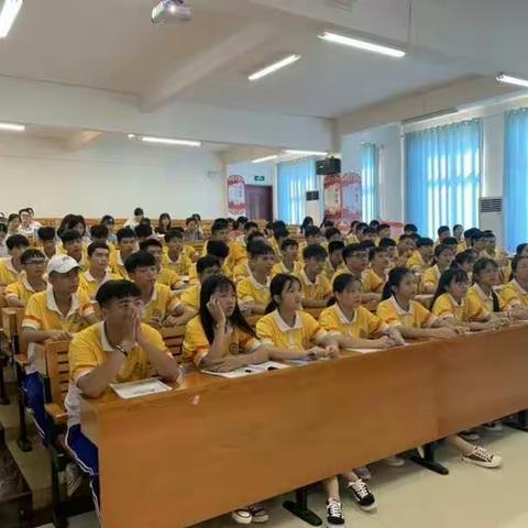 含着泪笑的美篇