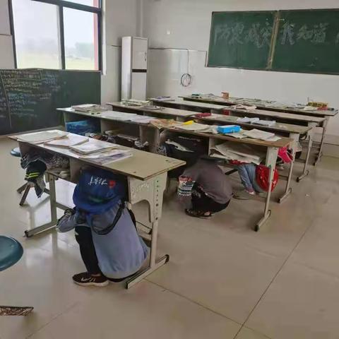 大王集镇乔楼小学防灾减灾疏散演练掠影