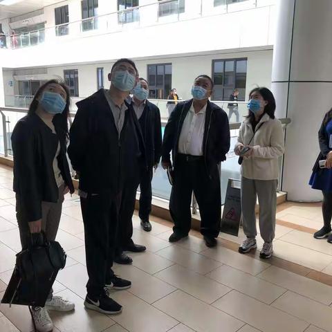 市市场监督管理局联合市委外事办到市人民医院开展外语标识标牌规范建设情况督查工作