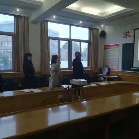 师范学院学生第二党支部十月“3➕N”主题党日活动暨对照党章找差距会议