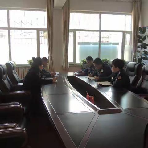 内蒙古自治区交通运输综合行政执法一支队五大队召开国庆中秋双节前安全工作会并开展安全大检查