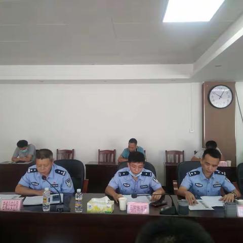 老城镇召开人口数据起底式大清查专项工作第三次推进会
