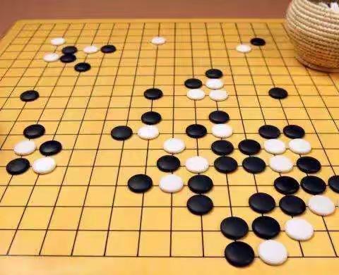 “弘扬国粹，棋乐融融”飞翔南墩幼儿园围棋汇报课活动