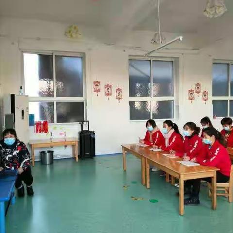 贾市庄东升幼教如何有效开展幼儿园区角活动---教师研训