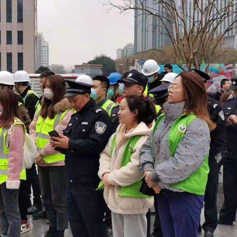 荷花池街道“12.4”国家宪法日开展禁毒宣传教育活动