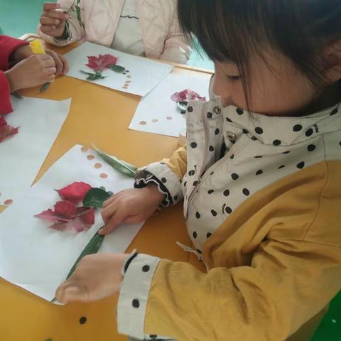 树叶粘贴画