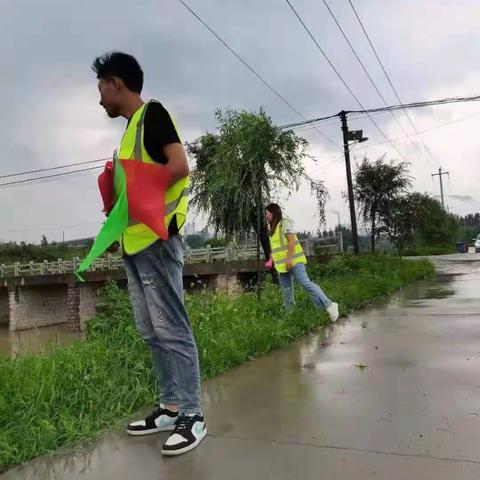 防汛一线---团员青年在行动