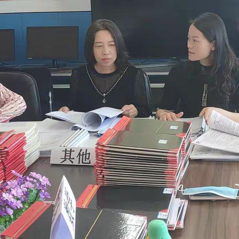 教学视导明方向 精准把脉促发展　——新林区教师进修学校深入新林小学开展教学视导工作