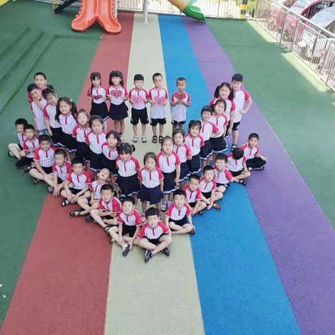 启明星幼儿园大二班宝贝们的精彩瞬间！充满童年的回忆！