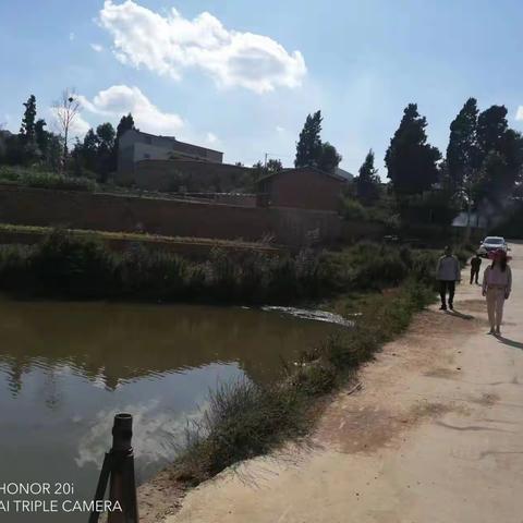 生命至上！安全第一！积极行动，全员参与，共防孩子溺水！——滥泥沟小学宣传