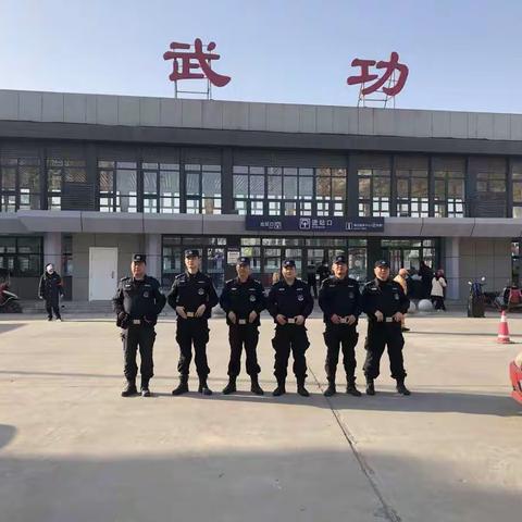 【武功巡特警】强化春季街面巡逻防控力度