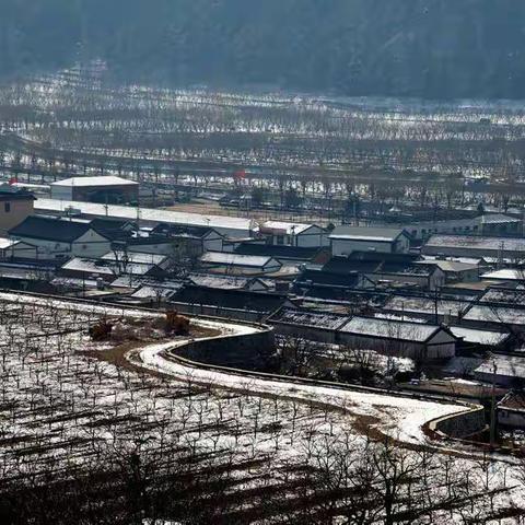 北京密云大山中的雪景