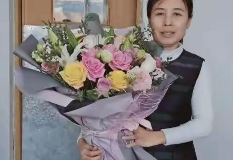 植根乡村沃土，奉献无悔青春——依安县太东乡中心学校师德优秀教师张丽华事迹