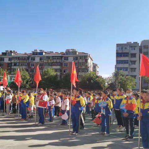 平顶山市东湖学校"开双减课堂，铸向党童心"喜迎二十大