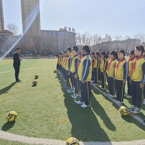 “精体育教研 促体育成长”---博乐市锦绣小学教育集团体育教研组一体化教研活动