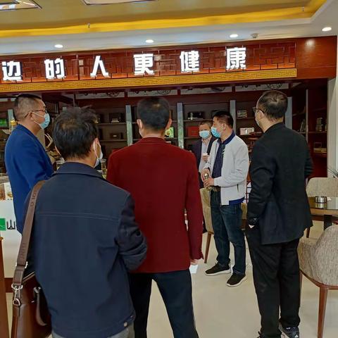 为村企合作牵线搭桥，攻脱贫助企业促双赢
