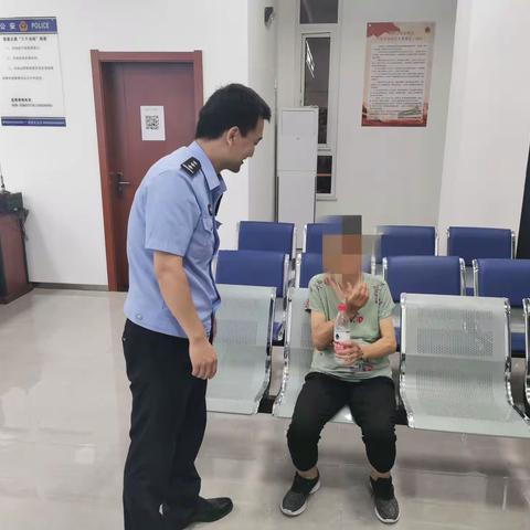 广德路派出所救助迷路老人温暖回家