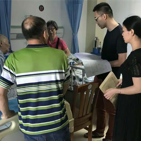 美兰区残联新时代文明实践助残扶困专项行动之组织医生上门为蓝天街道残疾人评定办理残疾人证