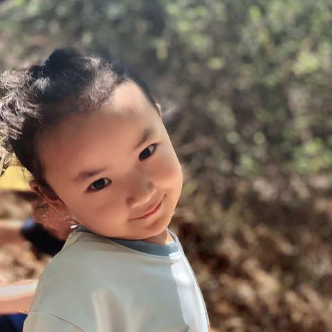 伊贝国际一班2019年4月20日踏青先锋争夺春游记