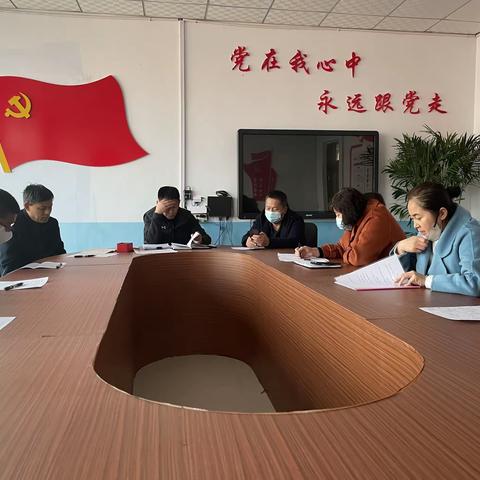 杨木乡中学召开毕业班一模质量分析会