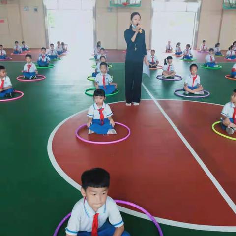 学党史 悟思想 “摇动彩色的梦，记录童年”——海景学校一年级呼啦圈比赛活动