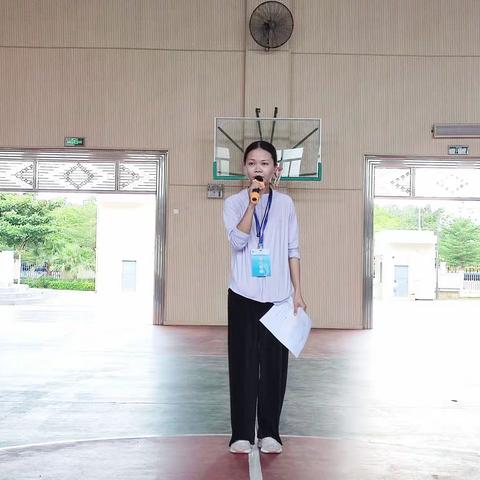 学党史 悟思想 “快乐运球，精彩童年”——海景学校一年级原地运球抱球接力赛