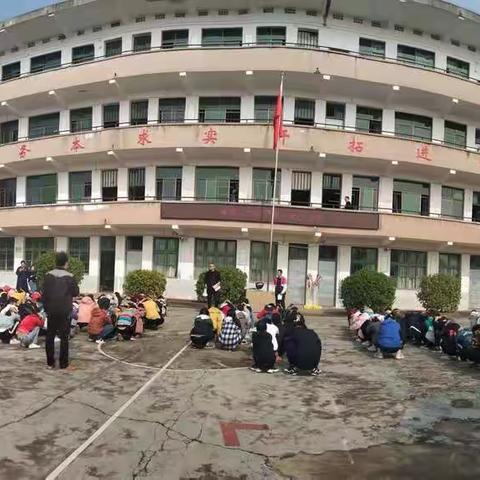 安全“童”行，安全因演练而提升——萱洲中学避震减灾安全演练