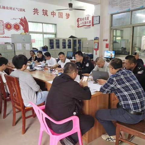 镇“三无”船舶清理整治专班到建华山村“三无”船舶清理整治工作