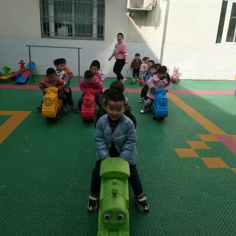 【爱·温暖 初·相识】――克井北辰幼儿园新生入园记