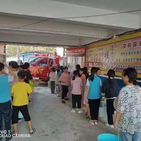 久旱无雨闹水荒，齐心协力解疑难