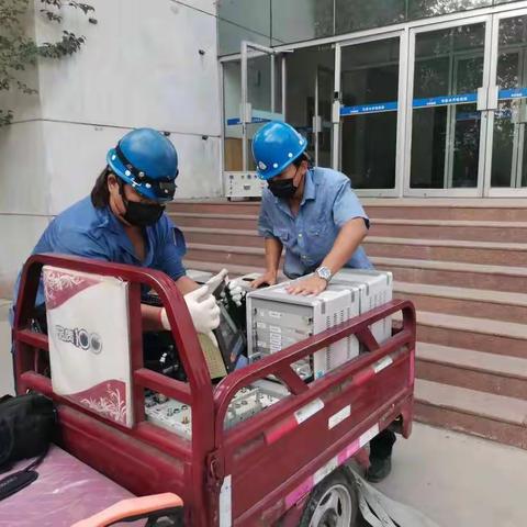 别样中秋 忙碌你我                                  车载设备车间干部职工齐上阵 争分夺秒抢整备