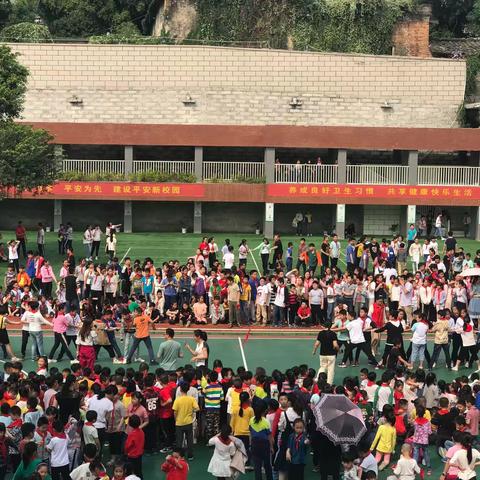 挑战自我，突破极限——沪屿小学拔河比赛美篇