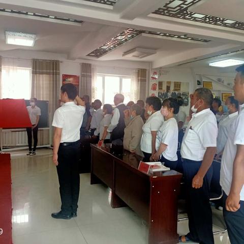 阿克齐村开展“党旗映天山·金山别样红”主题党日活动