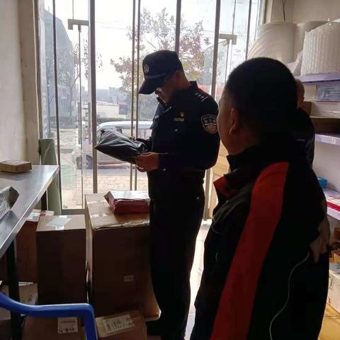 “百万警进千万家”公安阎良分局关山派出所深入寄递企业开展外管业务宣传